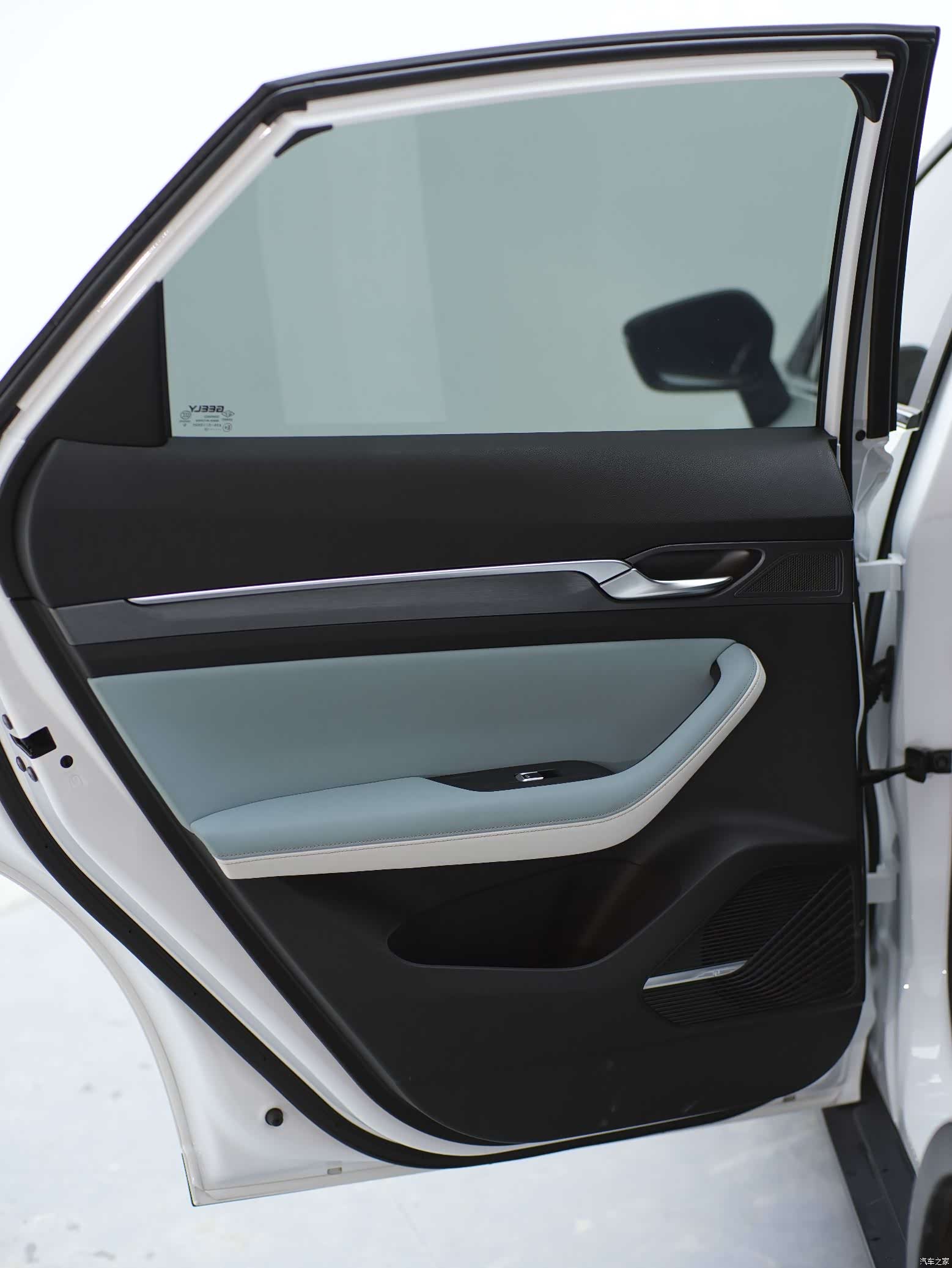Geely Emgrand, 2022 12