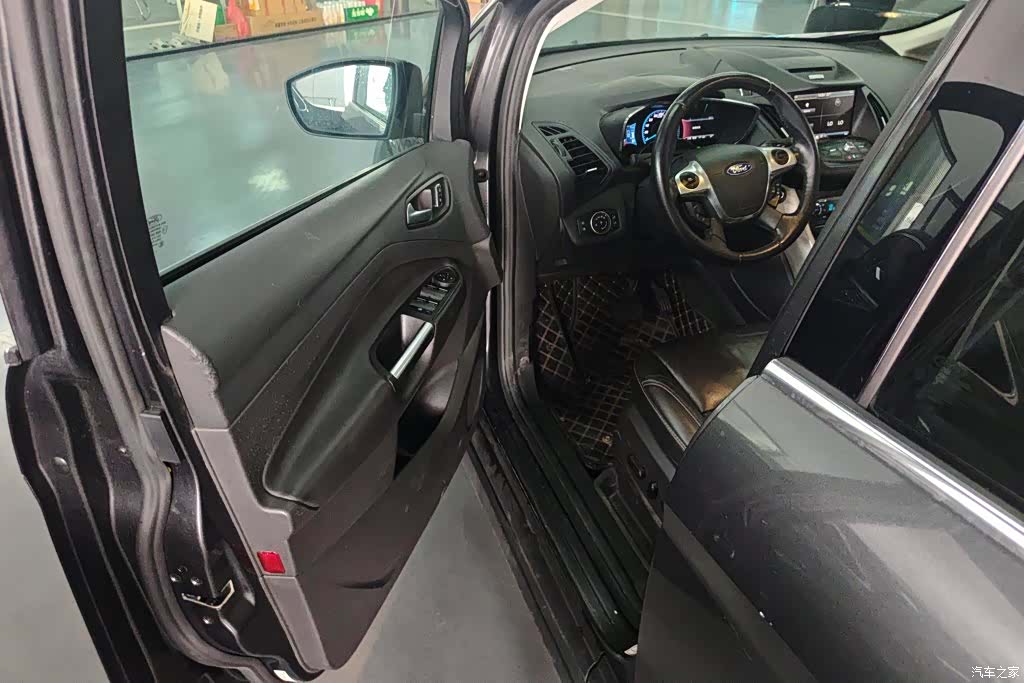 Ford C-MAX, 2017 7