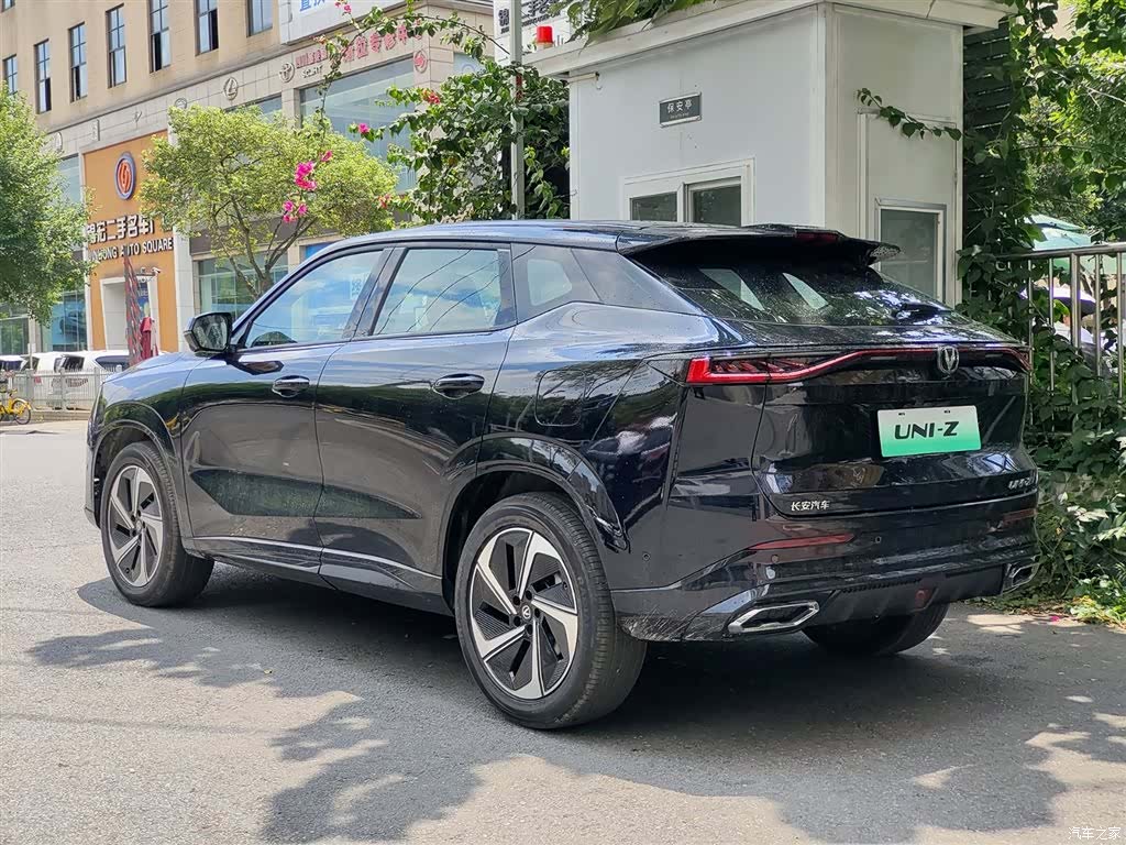 Changan UNI-Z, 2026 3