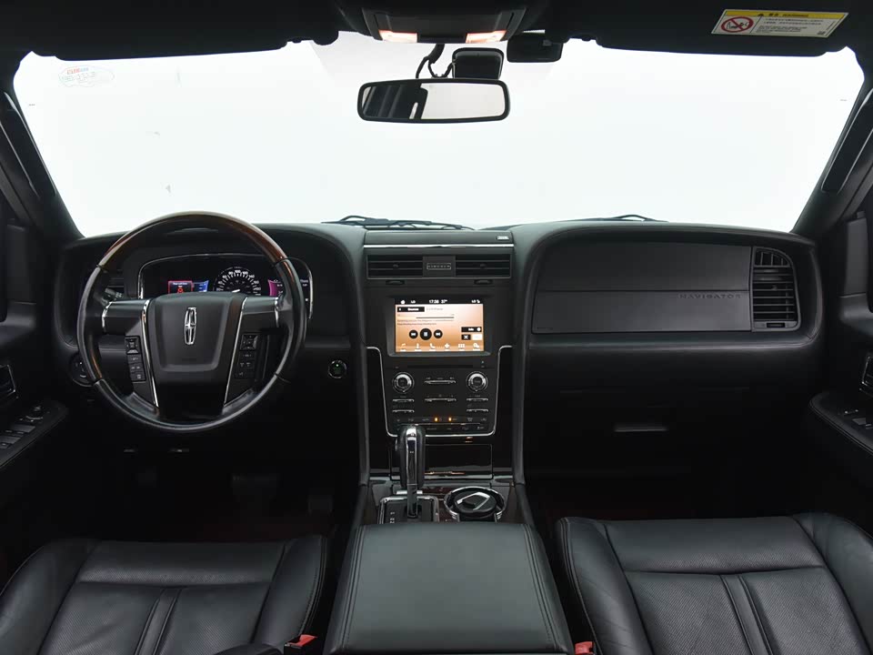 Lincoln Navigator