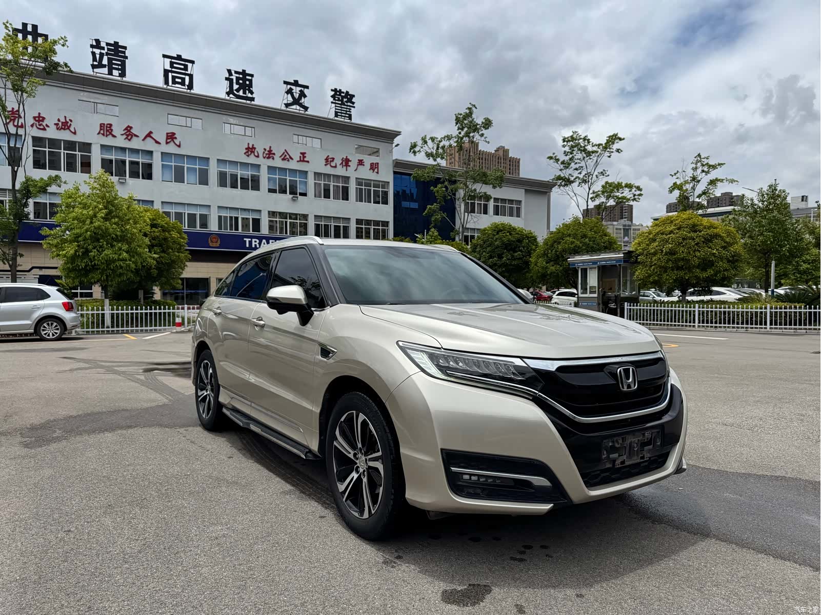Honda UR-V, 2017 1