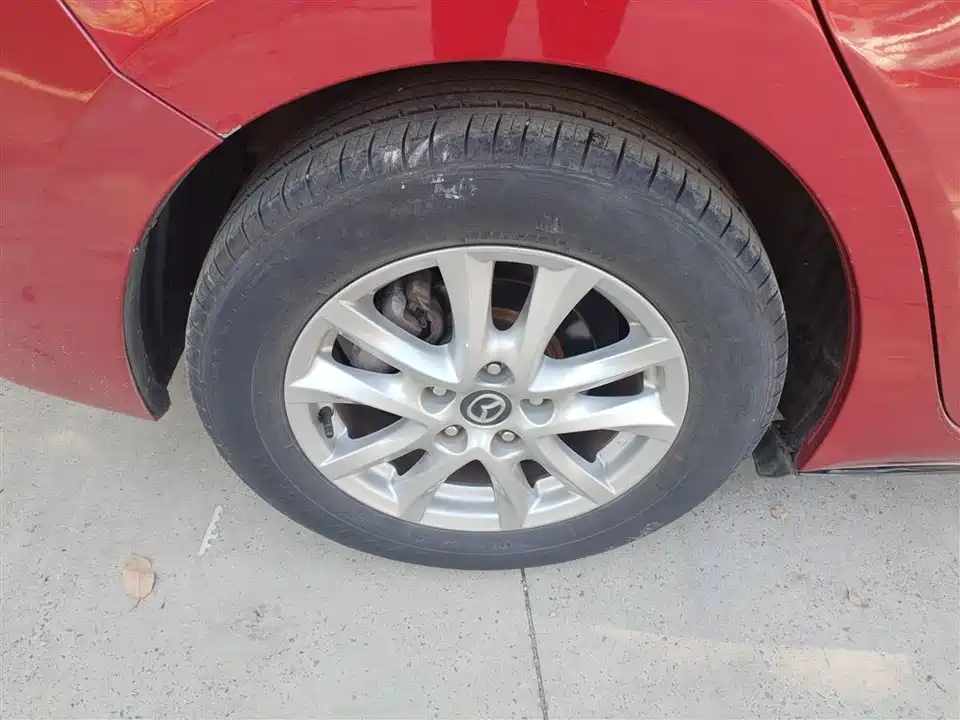 Mazda 3 Angkesaila