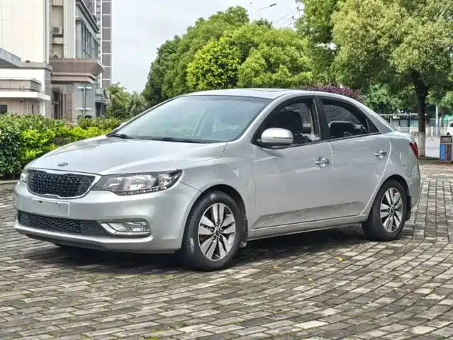 Kia Forte 2014 — купить из Китая под заказ