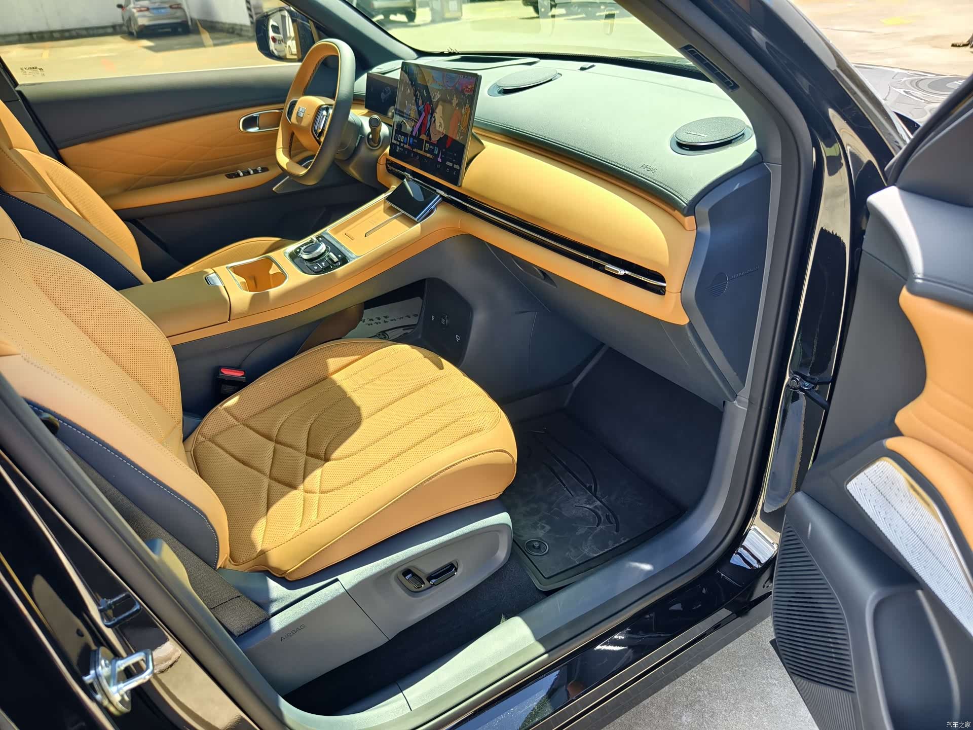 Geely 7, 2025 8