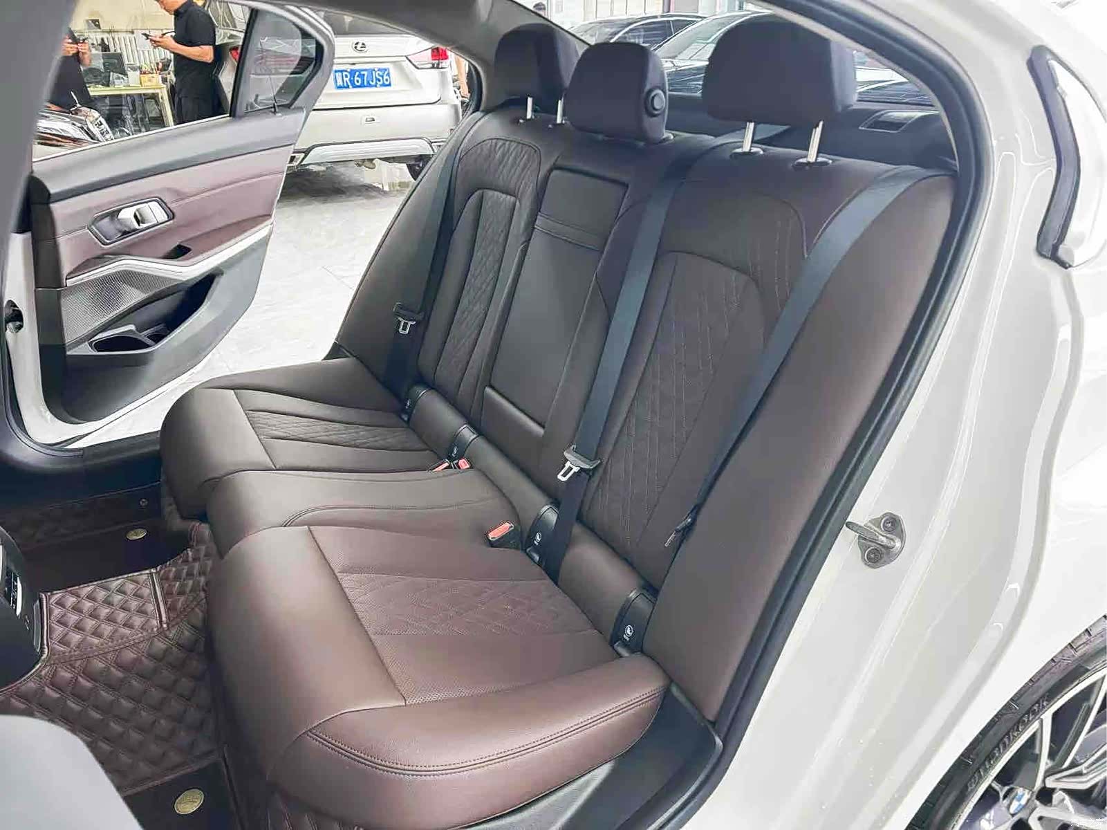 BMW 3 Series, 2023 13