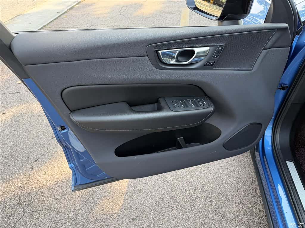 Volvo XC60, 2020 6