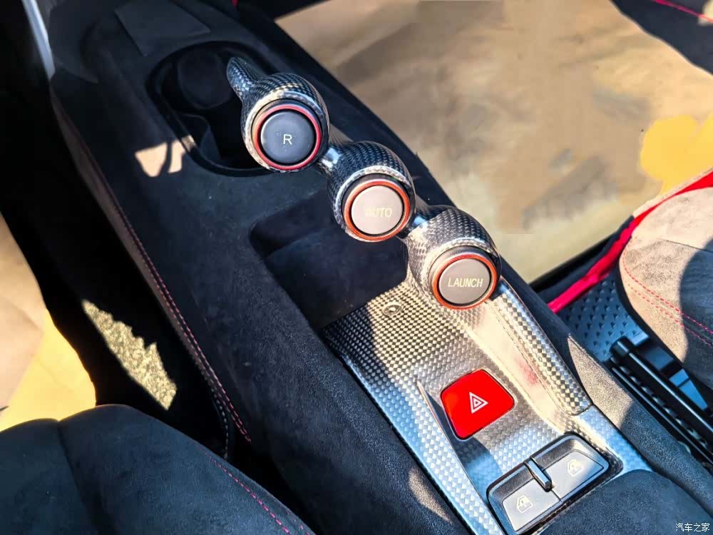 Ferrari 488, 2019 9