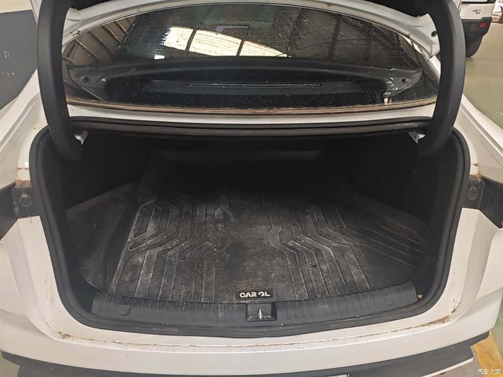 BYD Seal, 2024 19