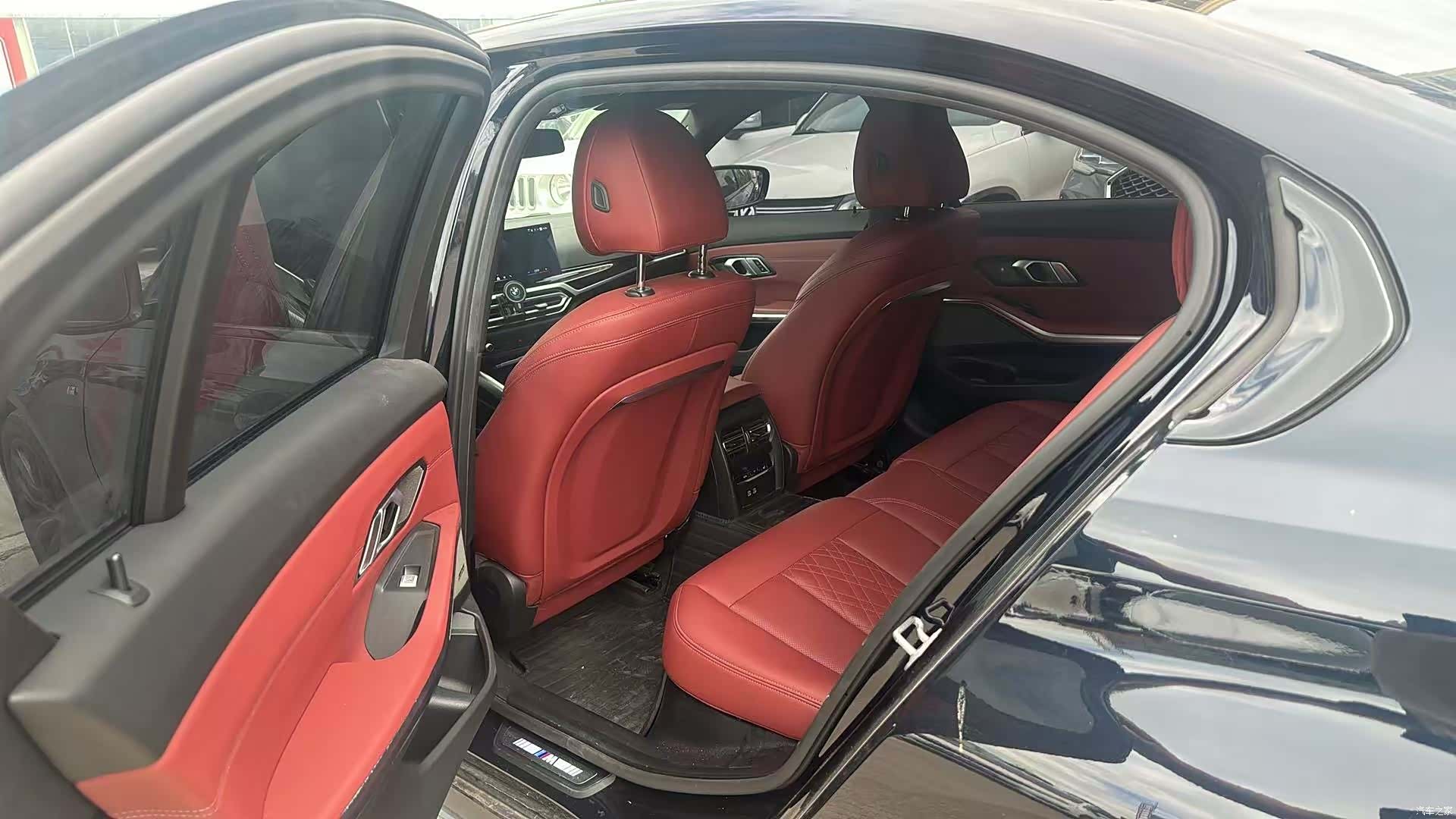 BMW 3 Series, 2024 все фото