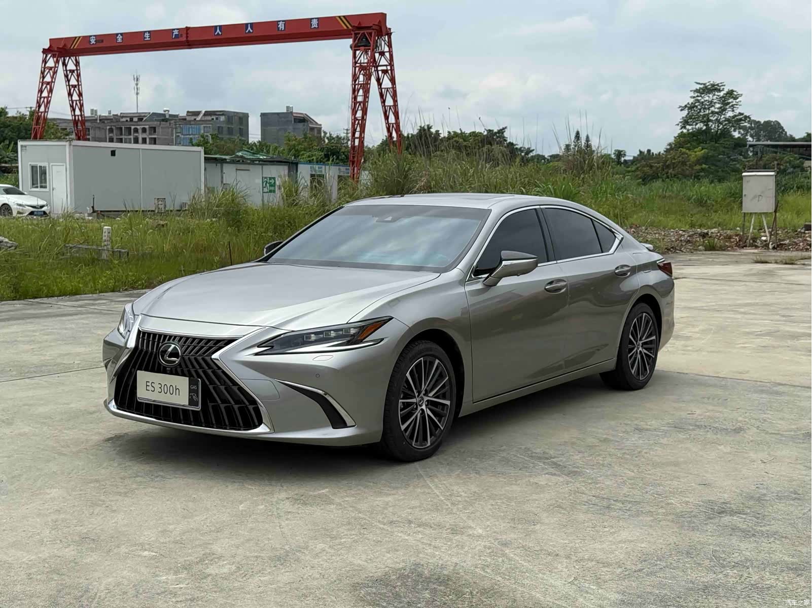 Lexus ES, 2024 1