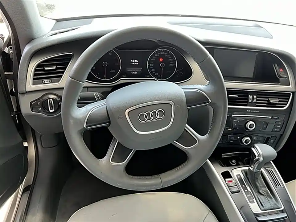 Audi A4L