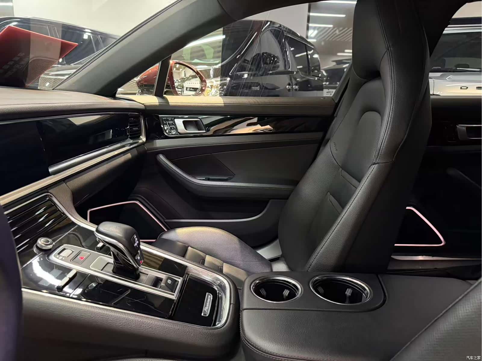 Porsche Panamera, 2018 12