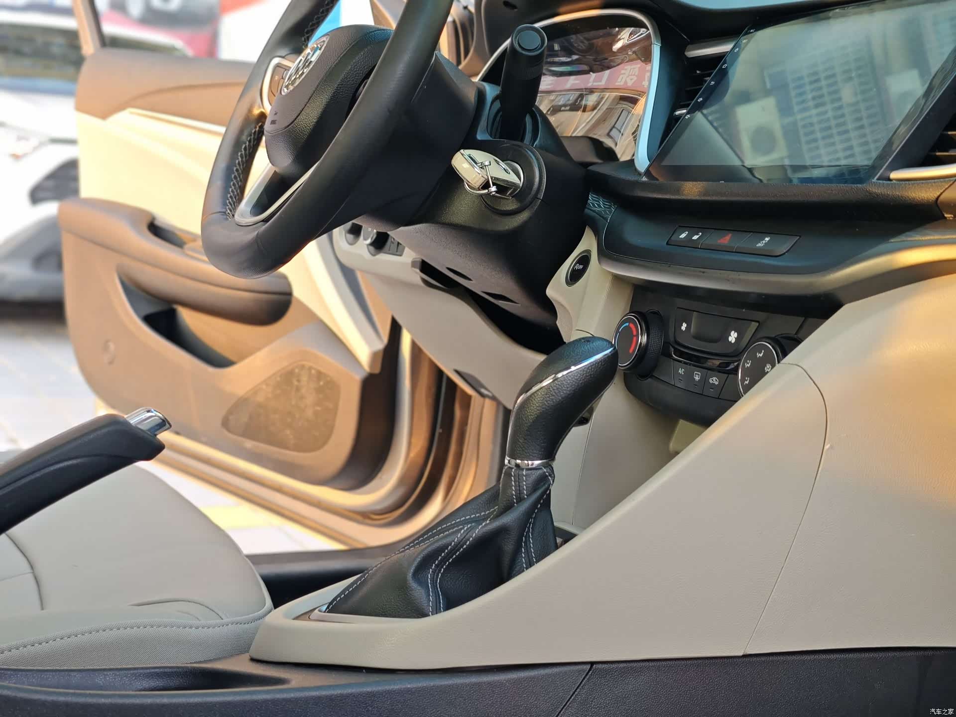 Buick V, 2018 11