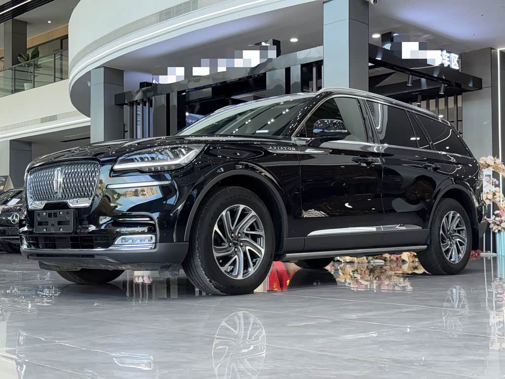 Lincoln Aviator