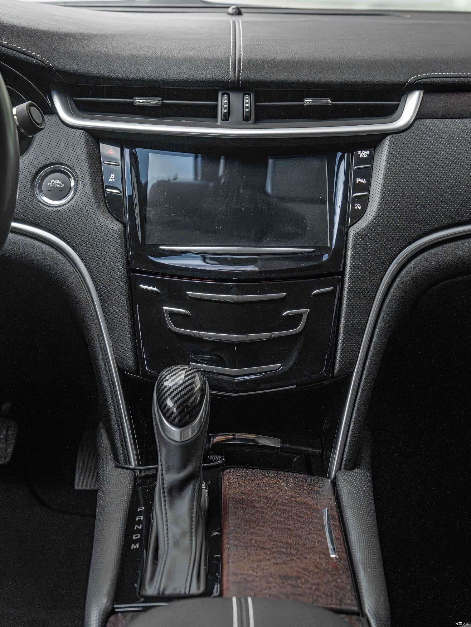Cadillac XTS, 2018 17