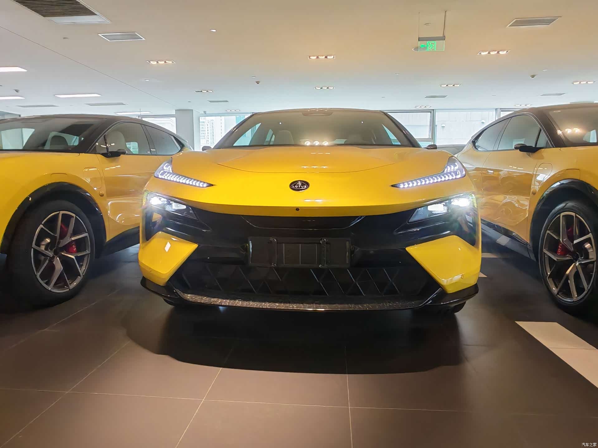 Lotus ELETRE, 2026 2