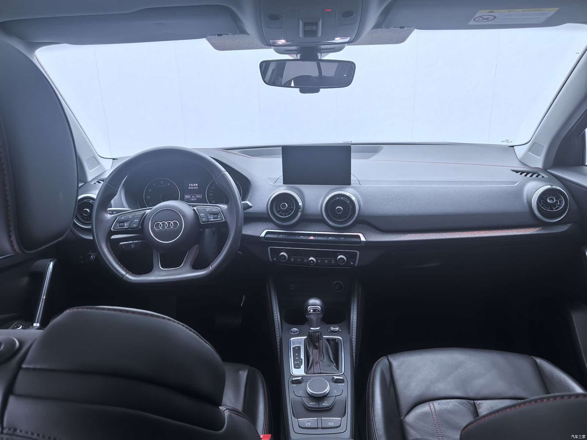 Audi Q2L, 2022 6