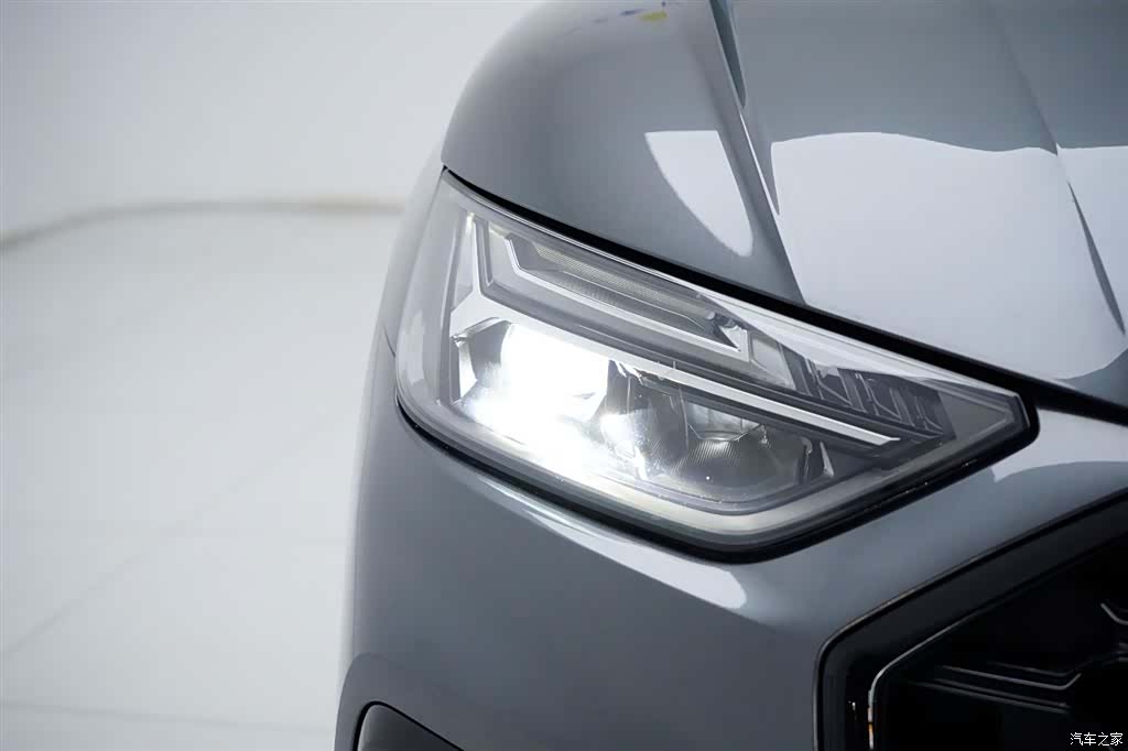 Audi Q5L, 2022 16
