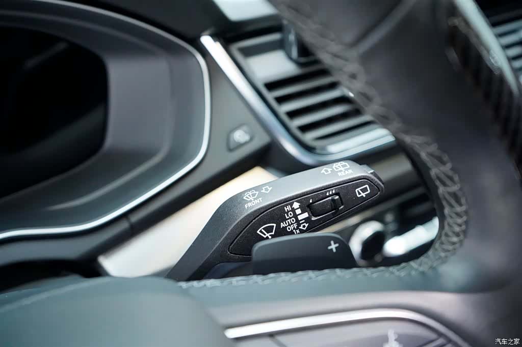 Audi Q5L, 2022 30