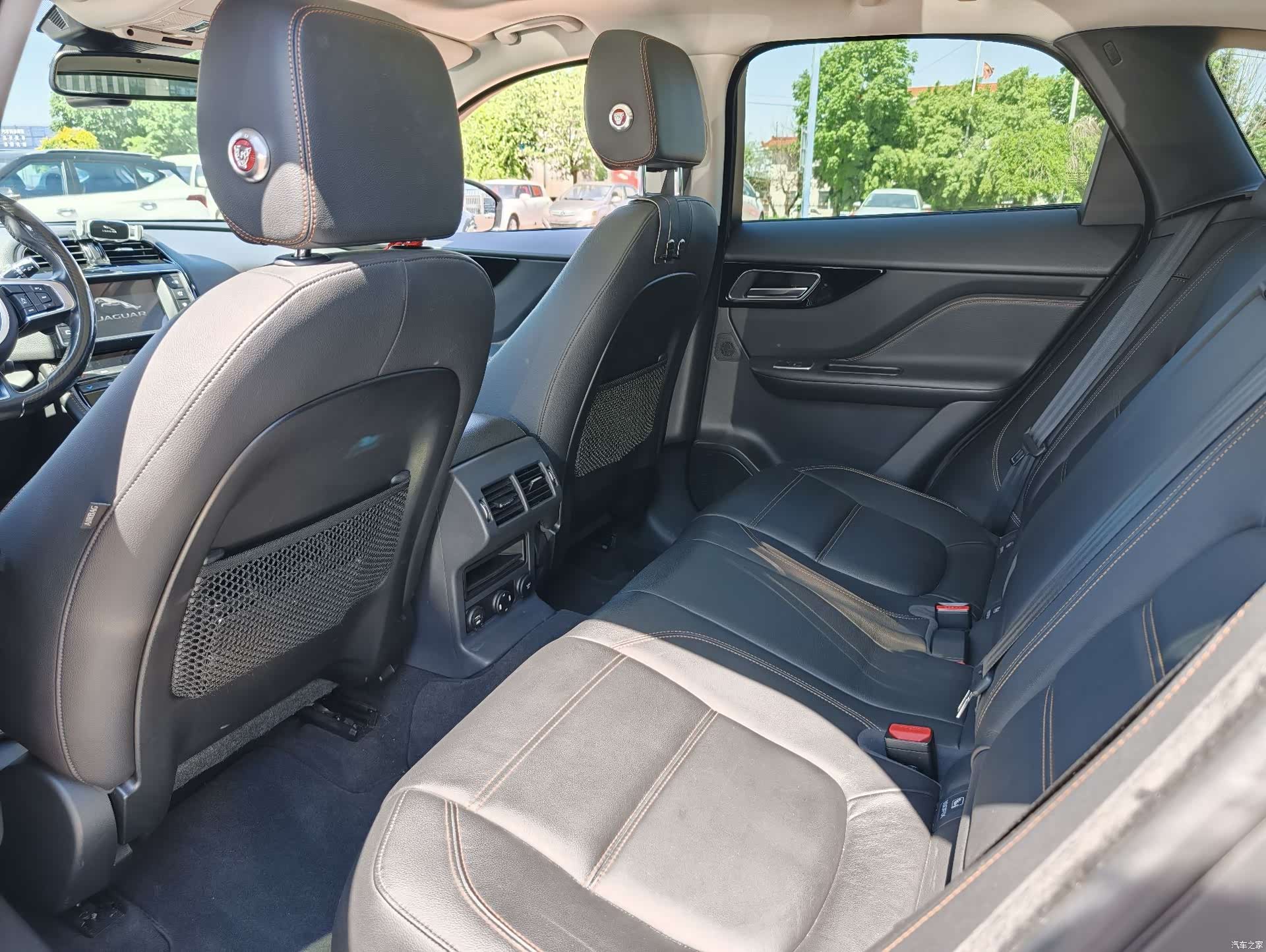 Jaguar F-PACE, 2018 7