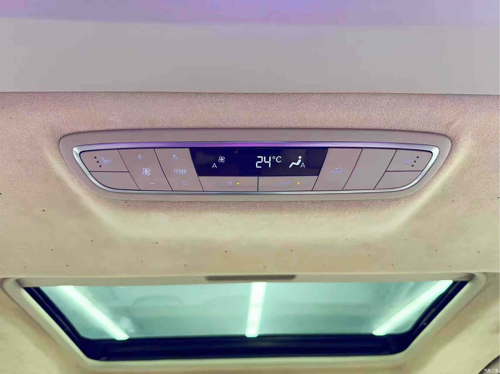 Buick GL8, 2022 13