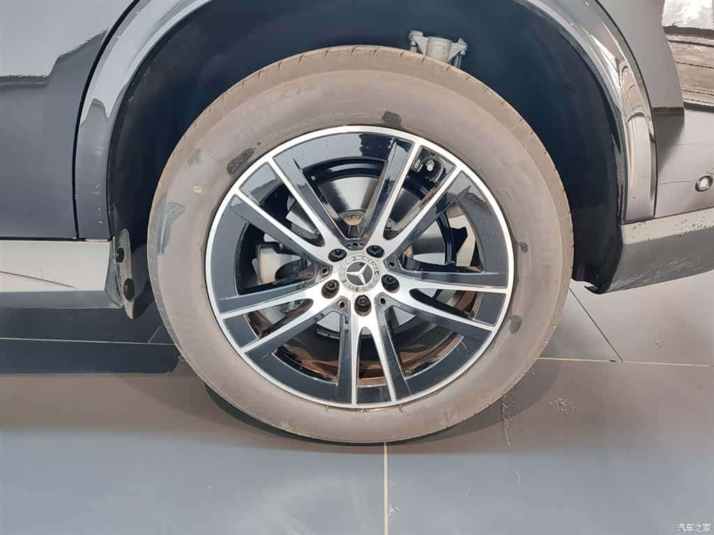 Mercedes-Benz GLC, 2025 19
