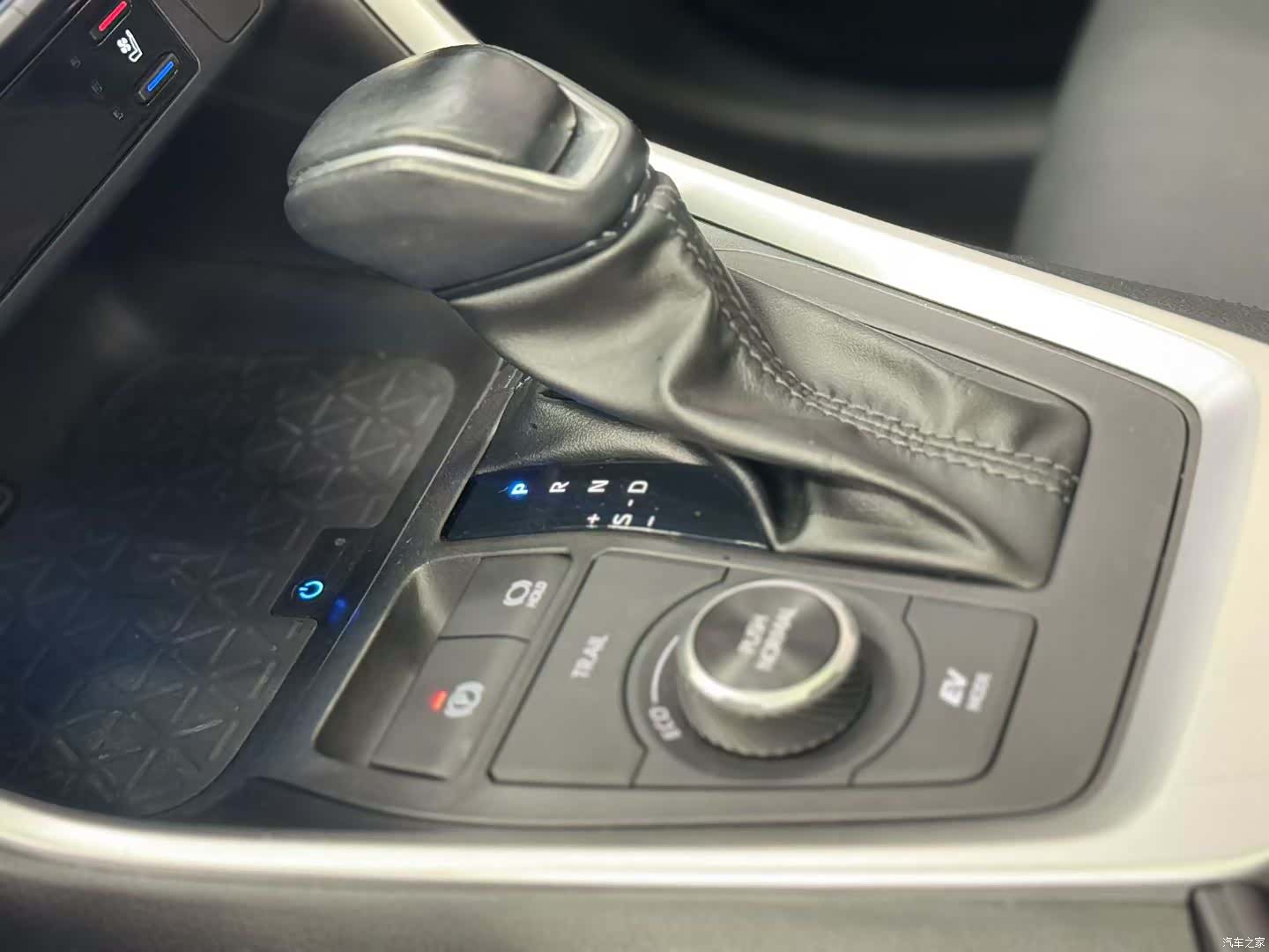 Toyota Wildlander, 2023 7