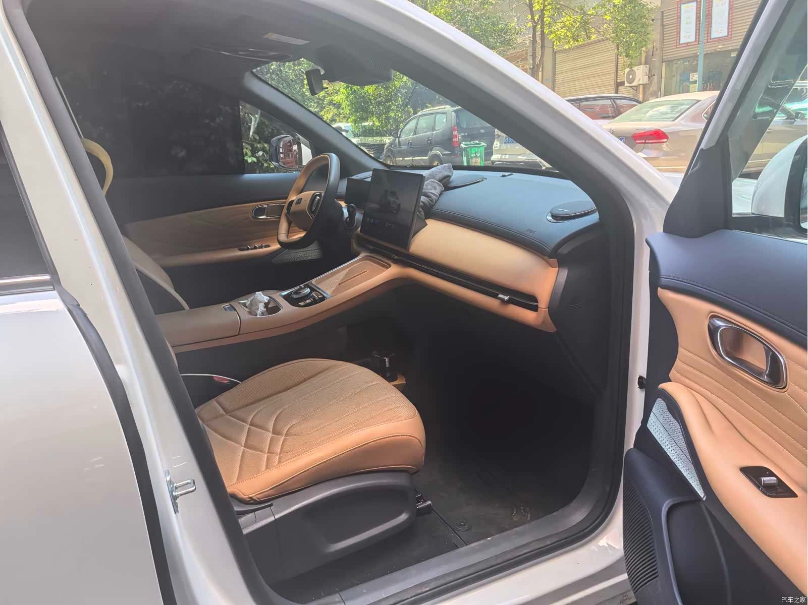 Geely 7, 2025 7