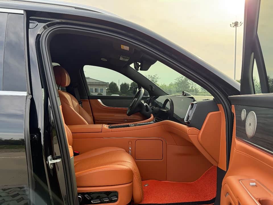 AITO Ask the world M9