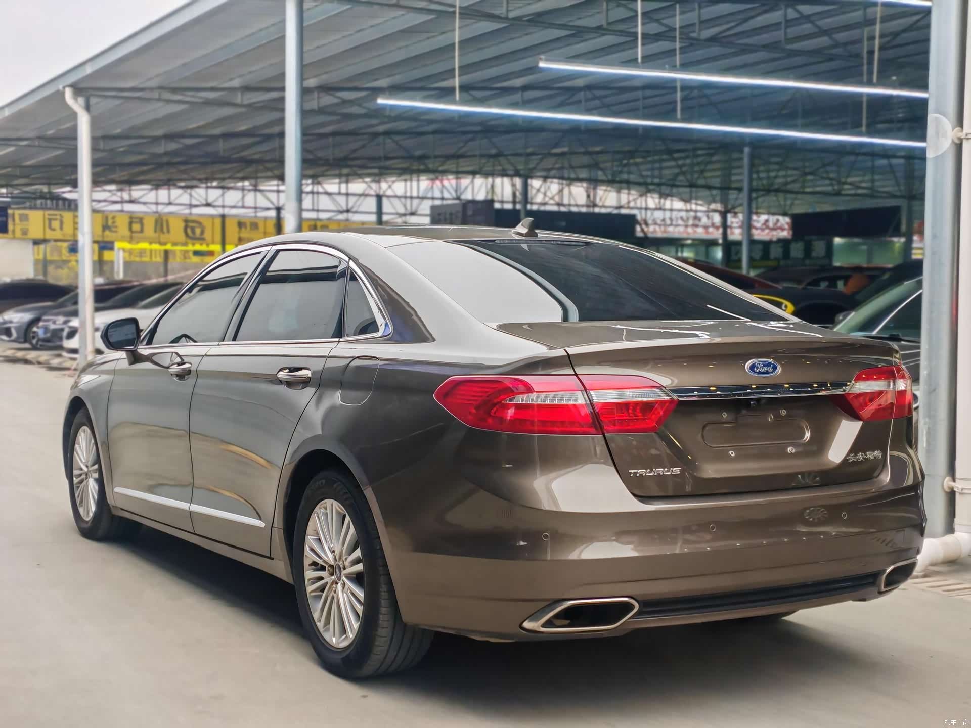 Ford Taurus, 2018 4