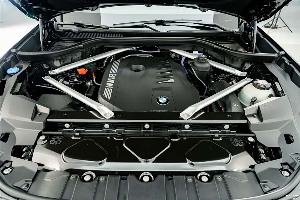 BMW X5, 2026 24