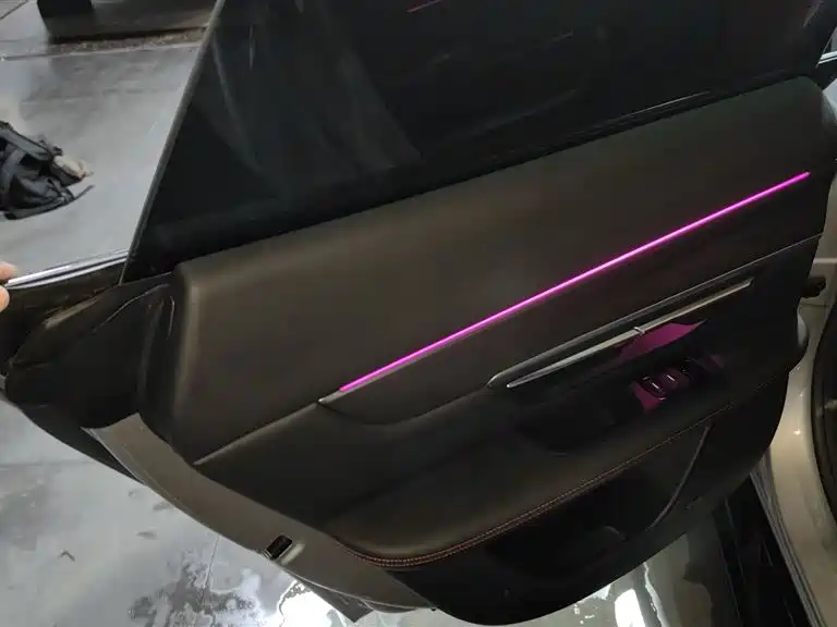 XPENG P7