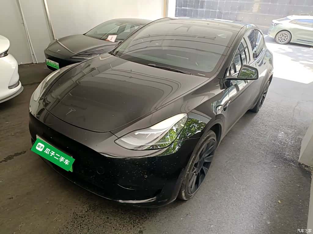 Tesla Model Y, 2022 2