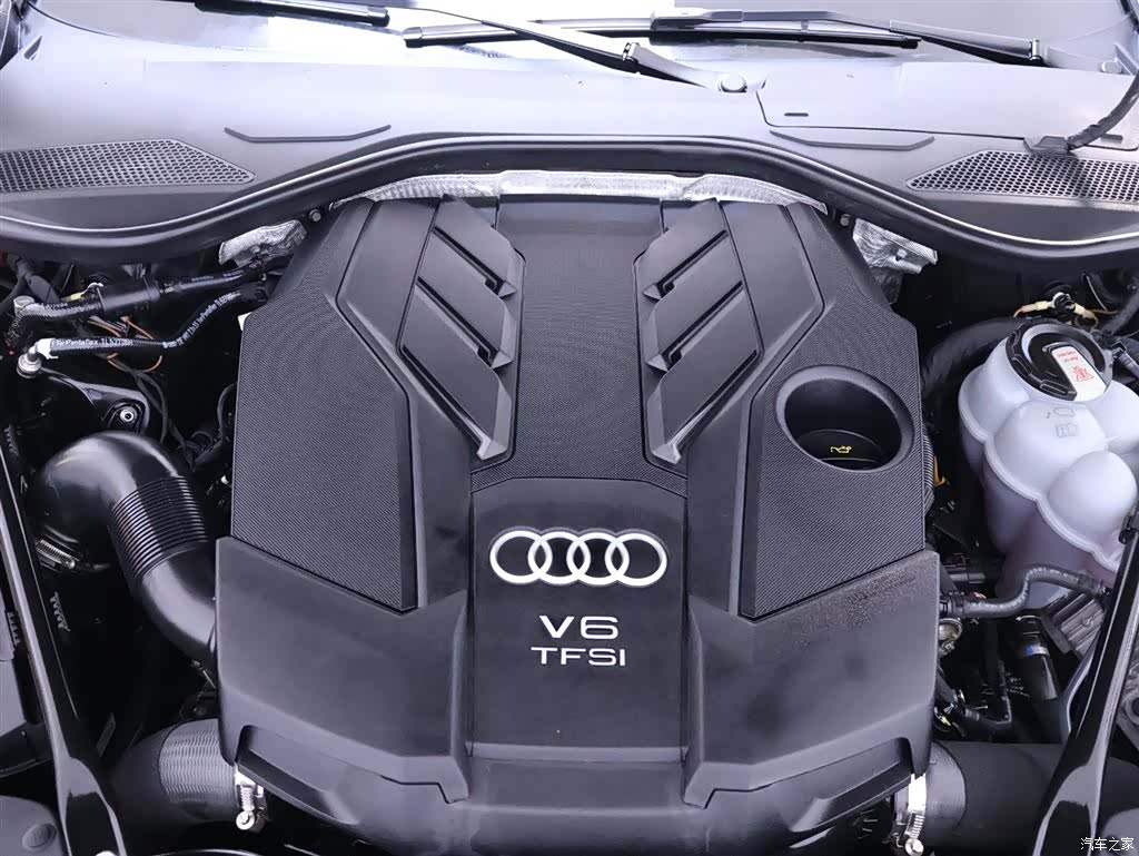 Audi A8L, 2023 24
