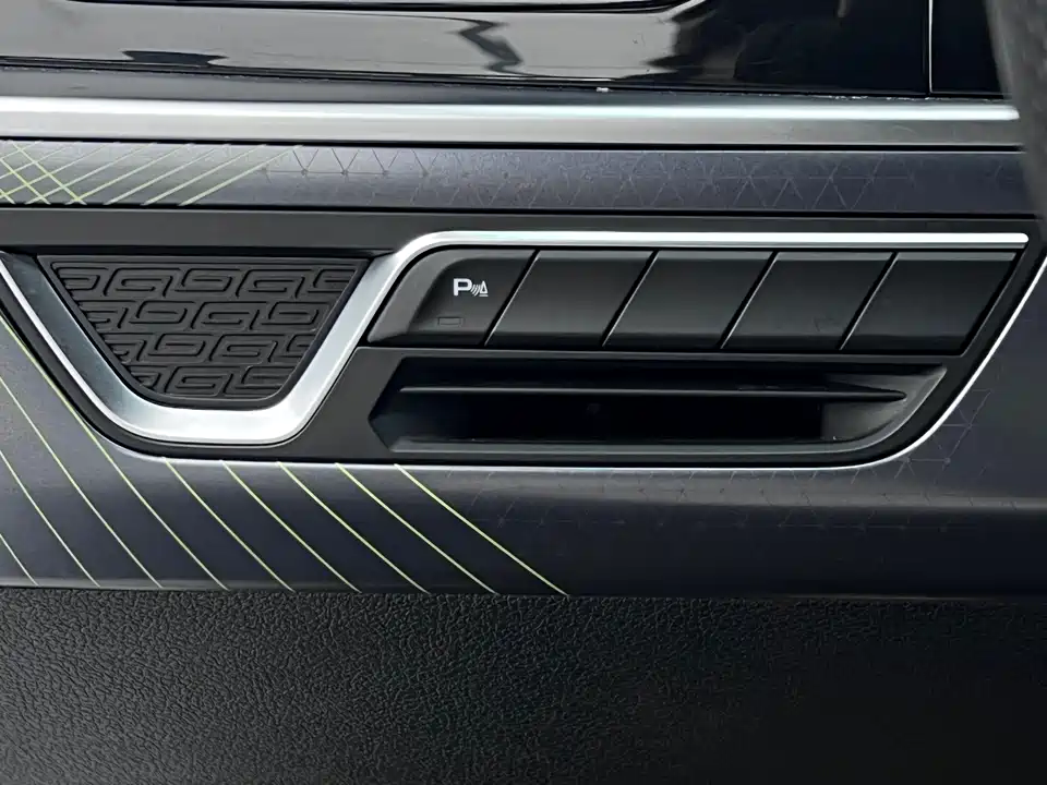 Geely Tugella (рест)