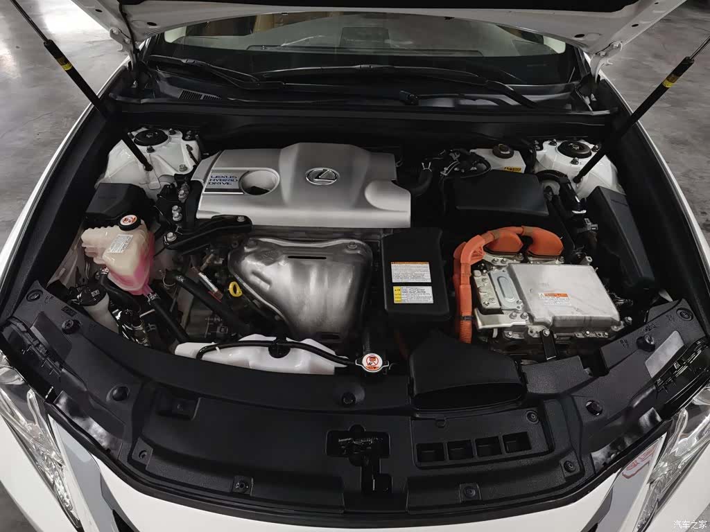 Lexus ES, 2017 6