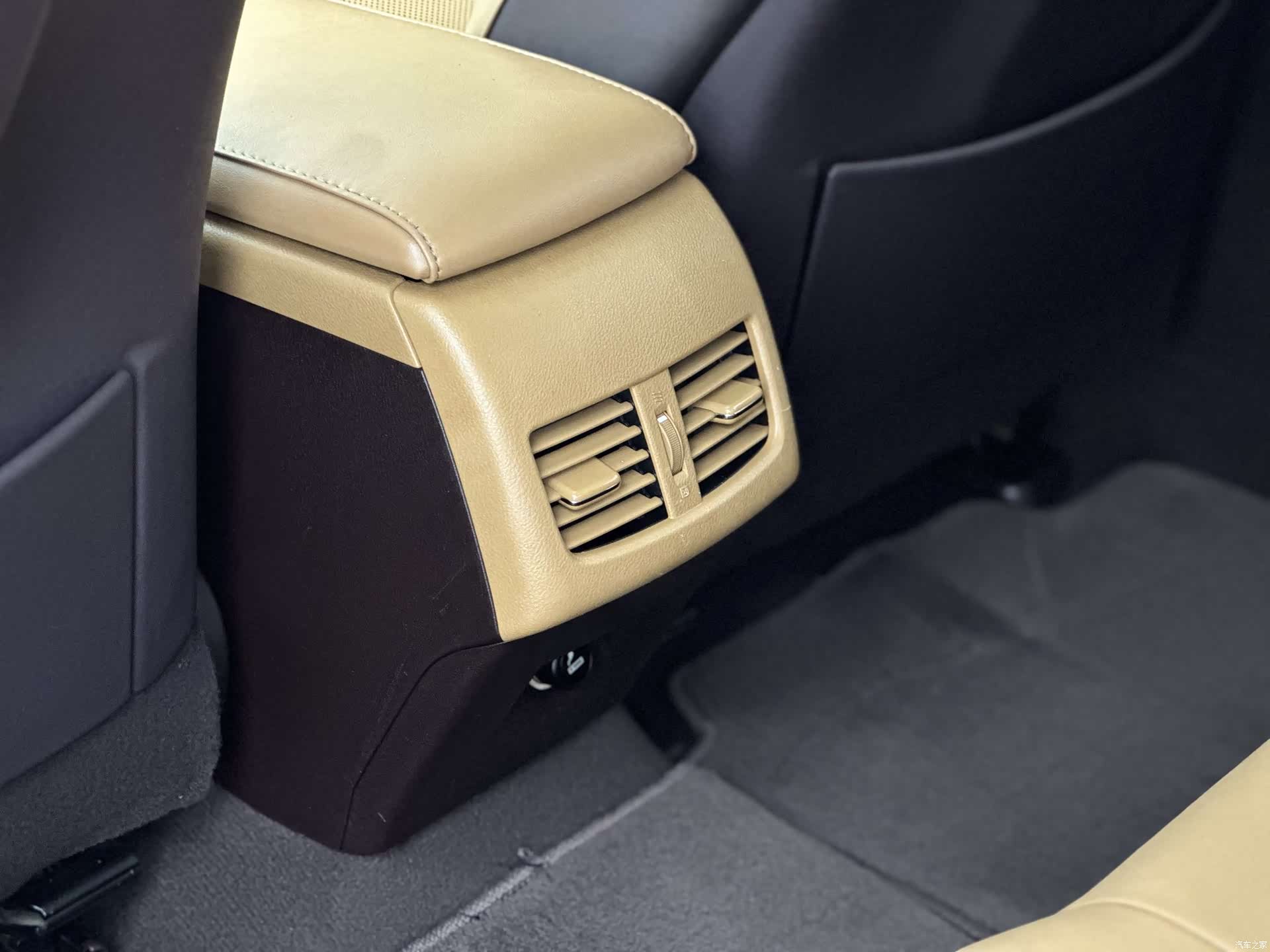 Lexus ES, 2016 14