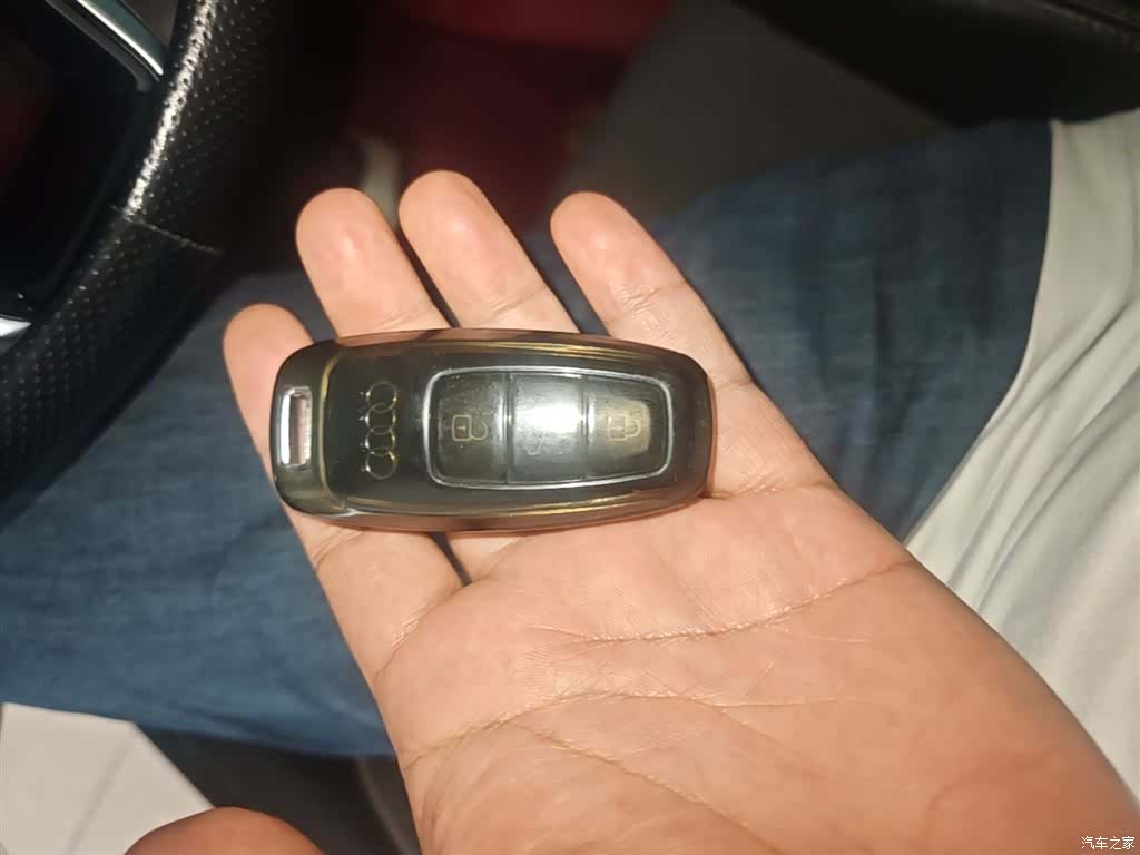 Audi A6L, 2021 9