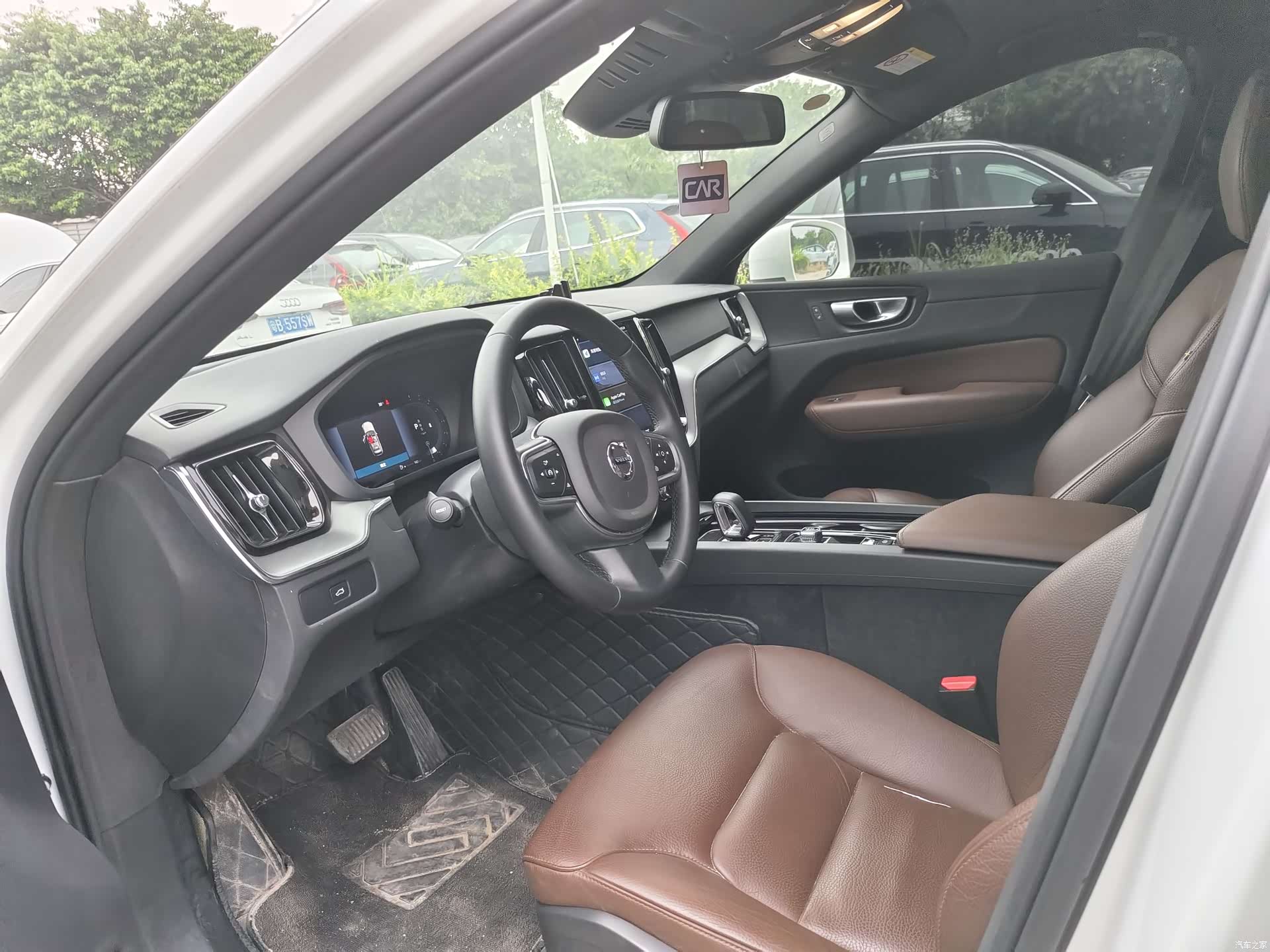 Volvo XC60, 2023 все фото