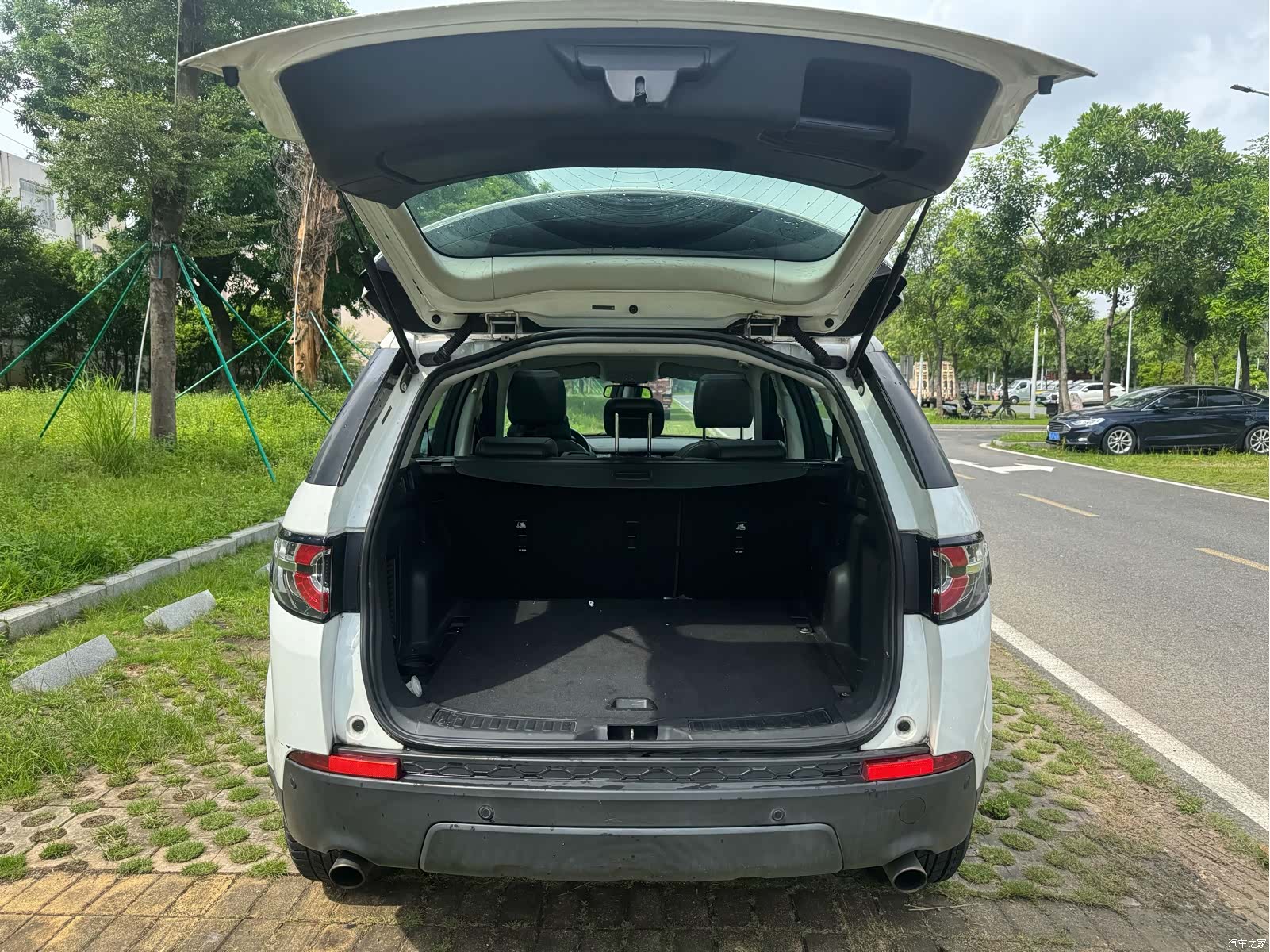 Land Rover Discovery, 2017 17