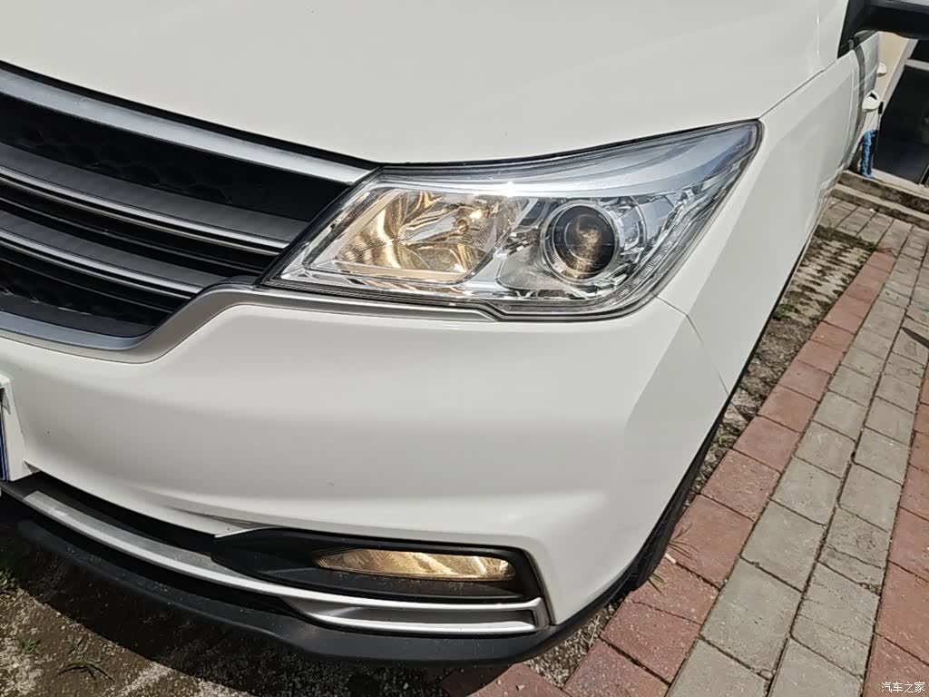 Wuling 730, 2021 24