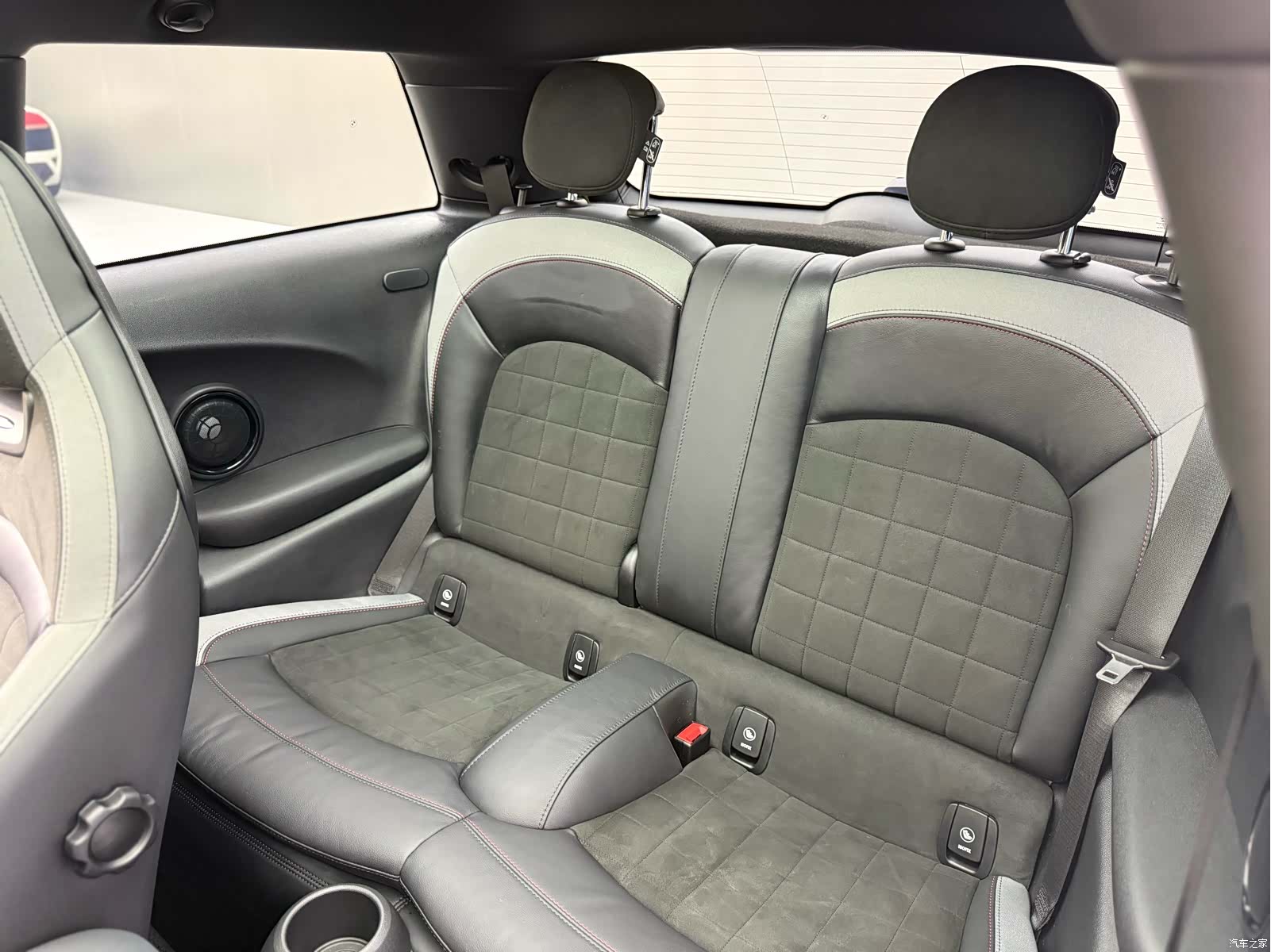 Mini Cooper, 2023 8