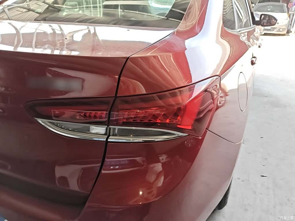 Buick V, 2018 8