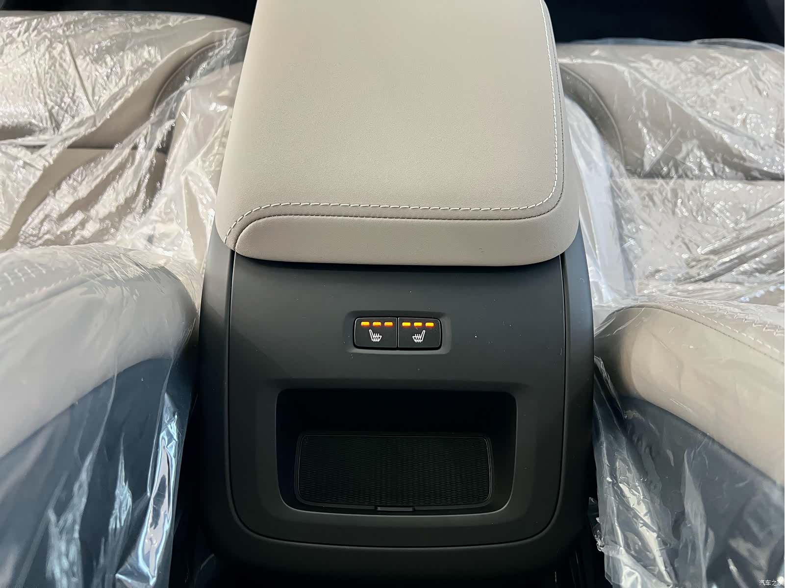 Volvo XC60, 2026 18