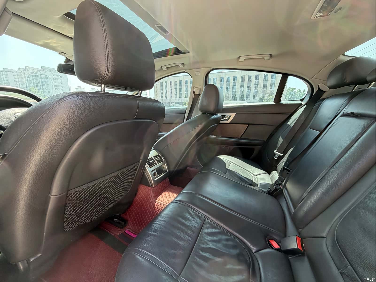 Jaguar XF, 2014 8