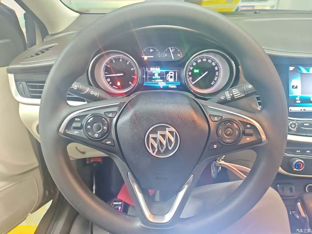 Buick Verano, 2017 11