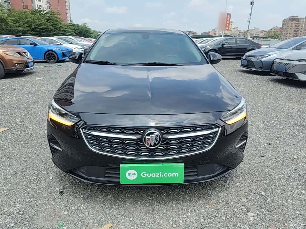 Buick Regal, 2023 3