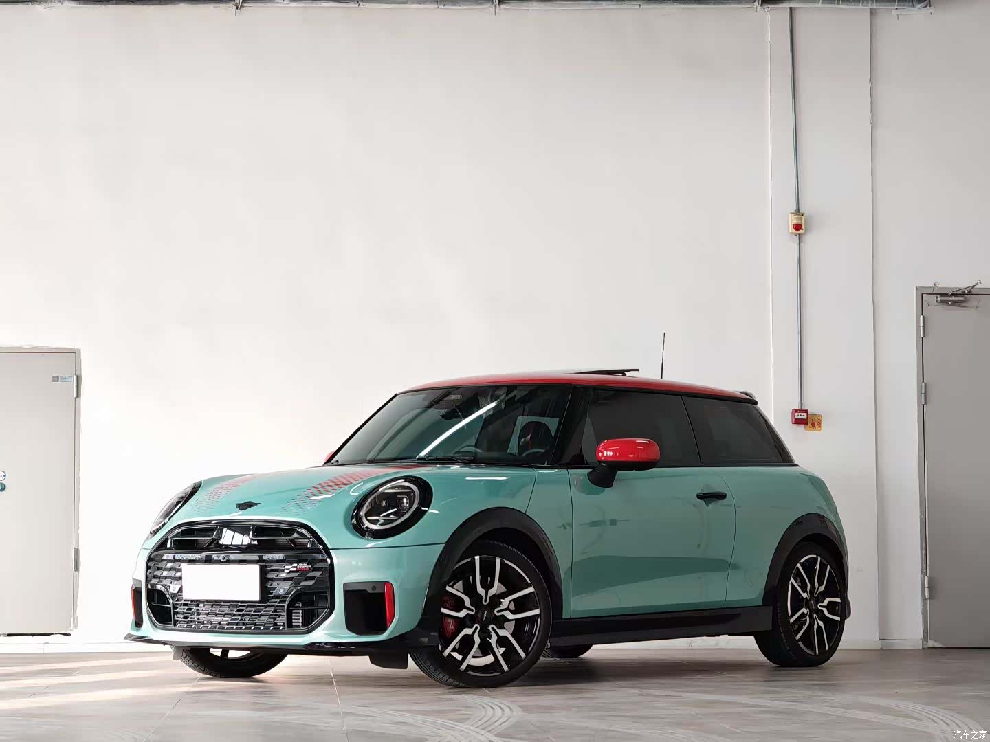 Mini Cooper, 2025 1
