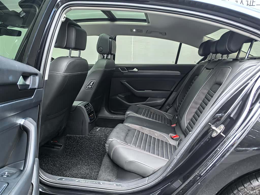 Volkswagen Magotan, 2021 13