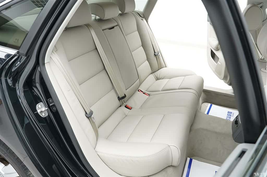 Audi A6L, 2009 13